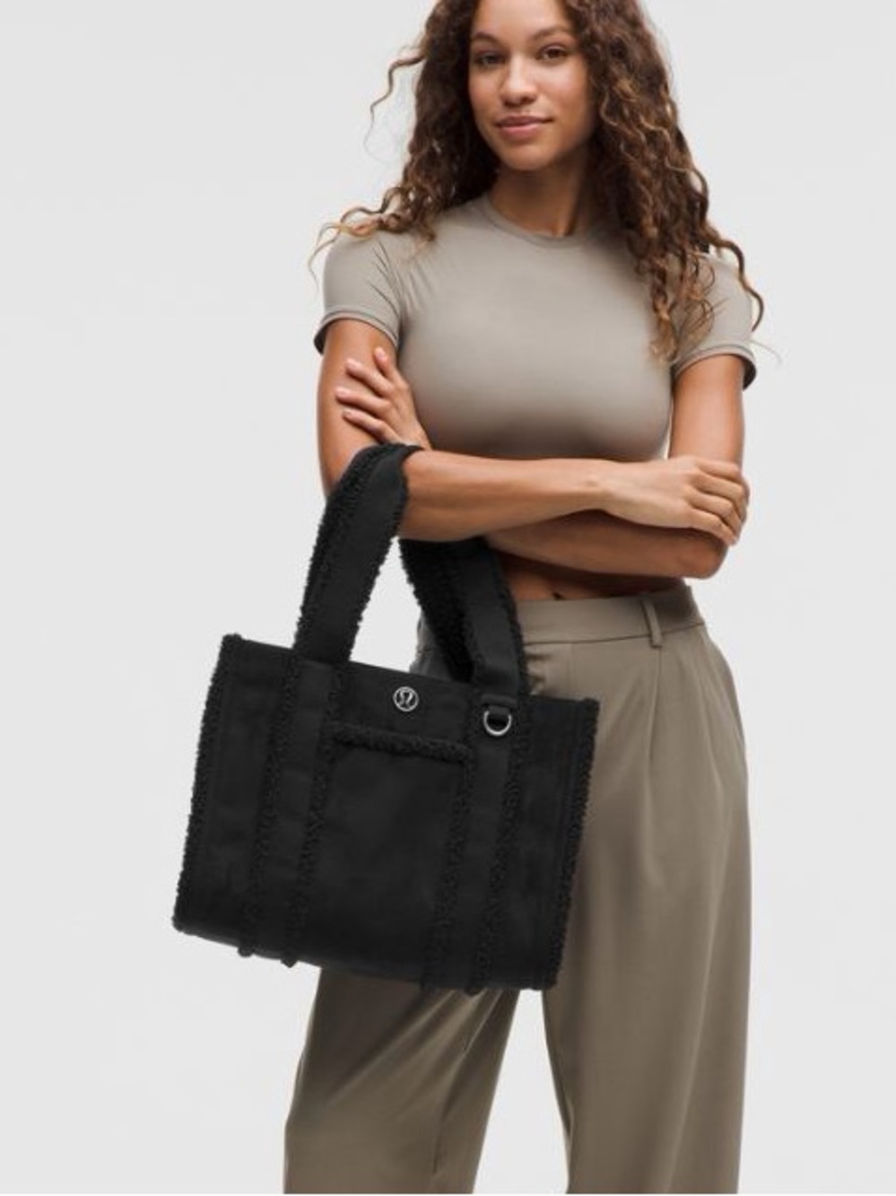 Lululemon Boxy Tote Bag 10L Faux Shearling Trims black sold out online NWT